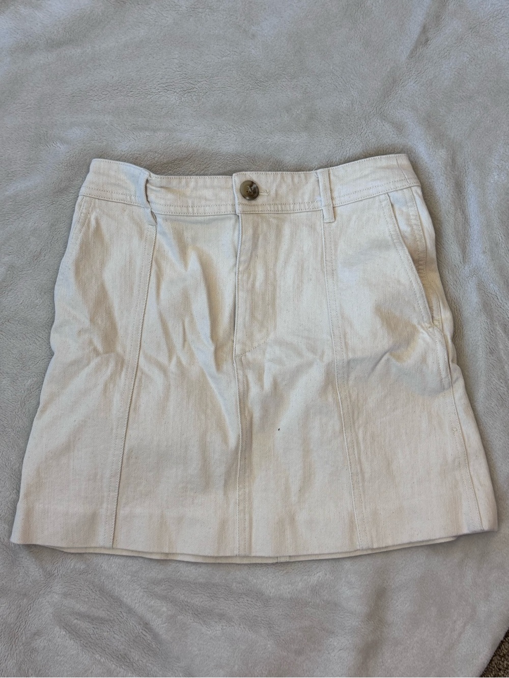 Madewell Cream Mini Skirt with Front Seam 00